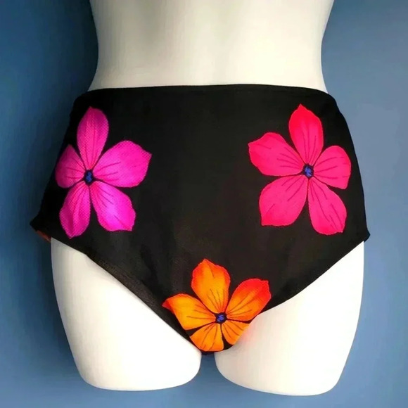 Longitude Swimwear Floral Black Women's Bikini Swim Bottom New! Size 22W - Picture 1 of 5